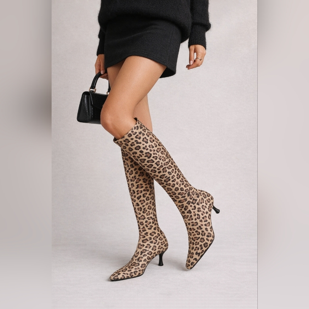 Valerie Stevens Leopard Print Knee High Boots 5.5 Kitten Heel Stretch